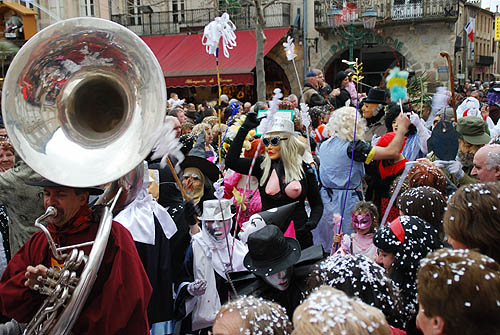 Limoux Fecos, Pont Vieux, 21st March 2010 Carnival, Nuit de la Blanquette